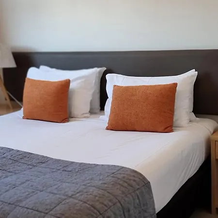 Marina Apartments - Element Escapes